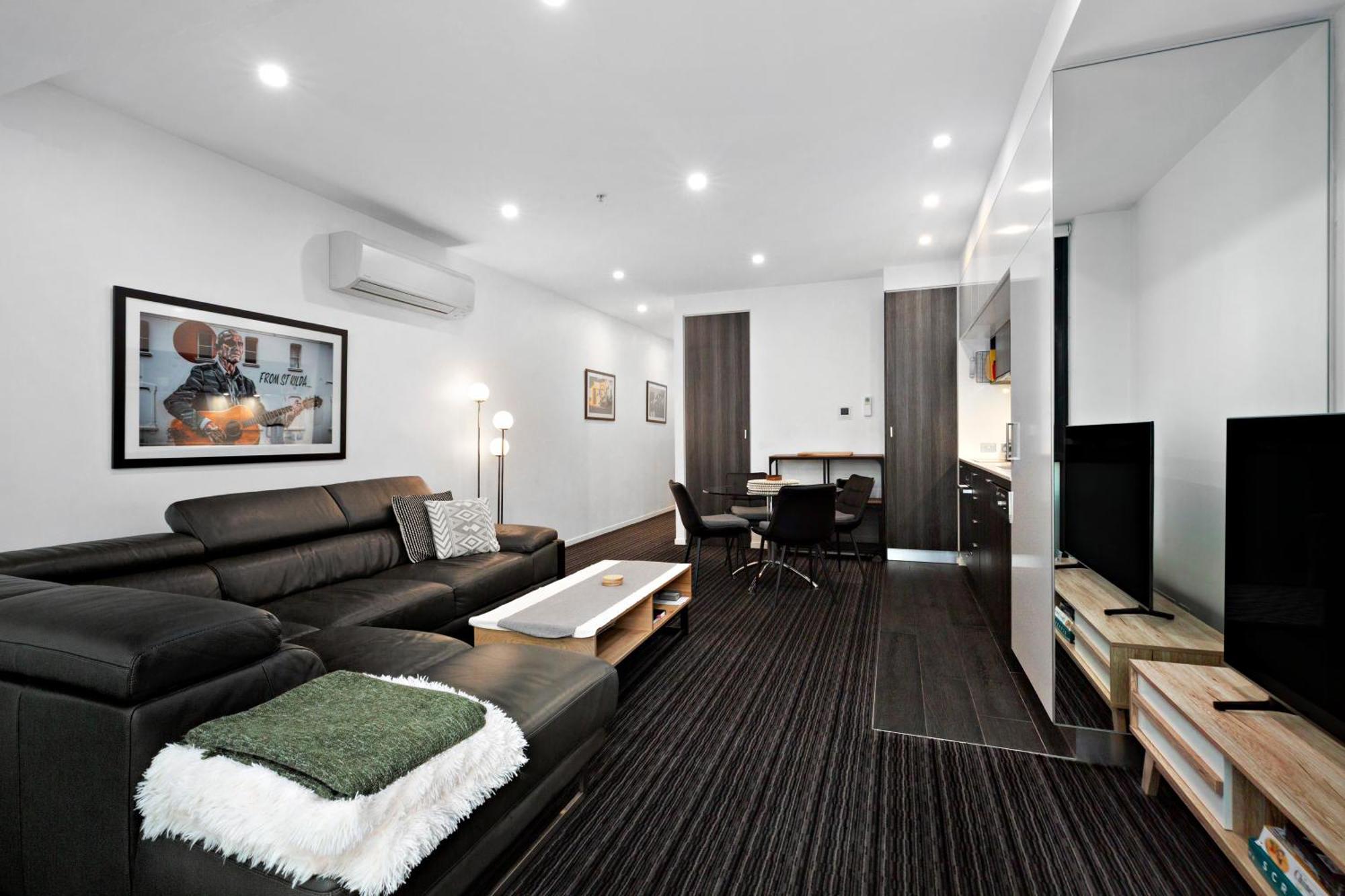 Modern Quiet 1 & 2 Bed Apt Opposite Albert Park 墨尔本 外观 照片